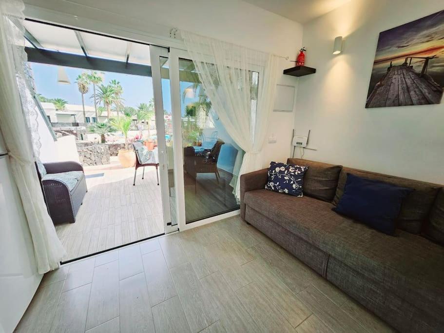 Apartamento Taisa Playa Roca Коста Тегисе Екстериор снимка
