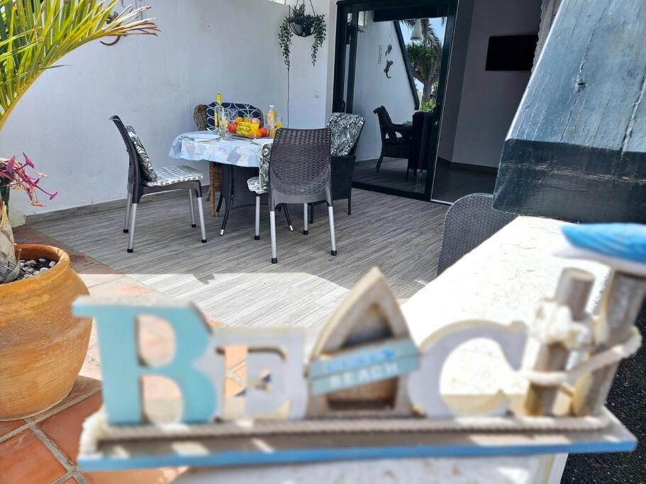Apartamento Taisa Playa Roca Коста Тегисе Екстериор снимка