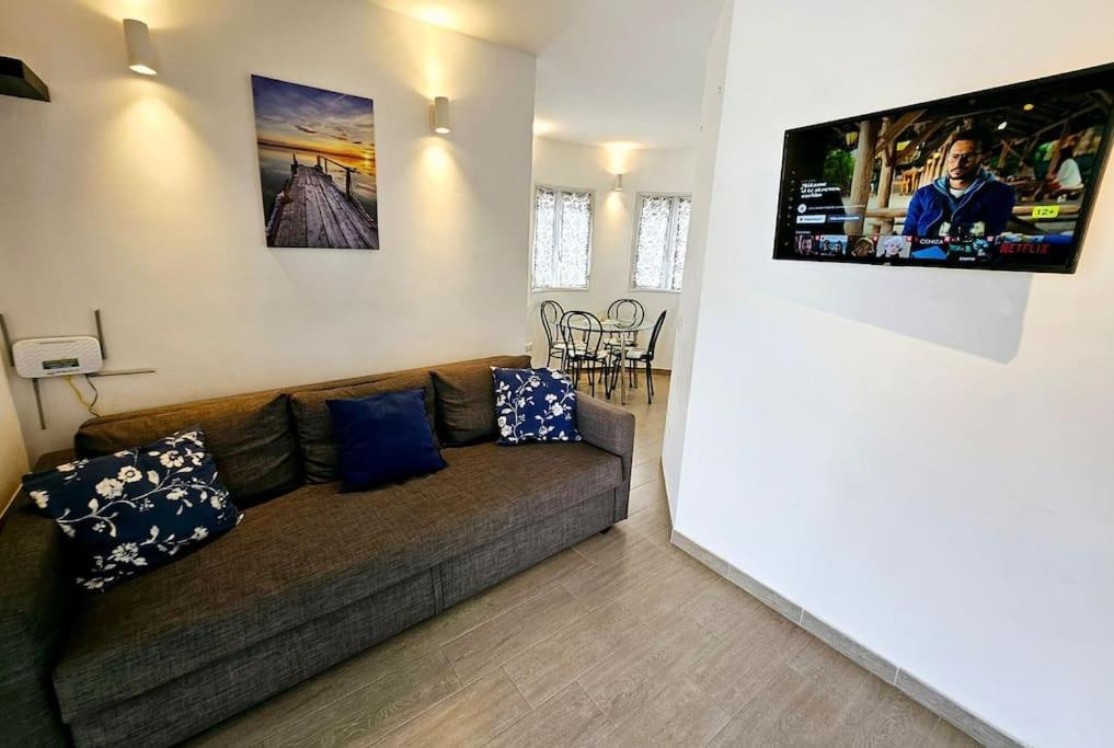 Apartamento Taisa Playa Roca Коста Тегисе Екстериор снимка
