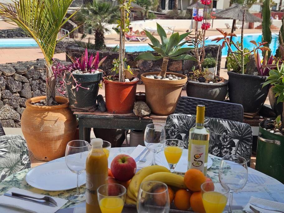 Apartamento Taisa Playa Roca Коста Тегисе Екстериор снимка